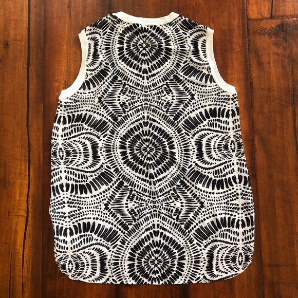 Lightweight Sheer Tank - Picture 4 of 5